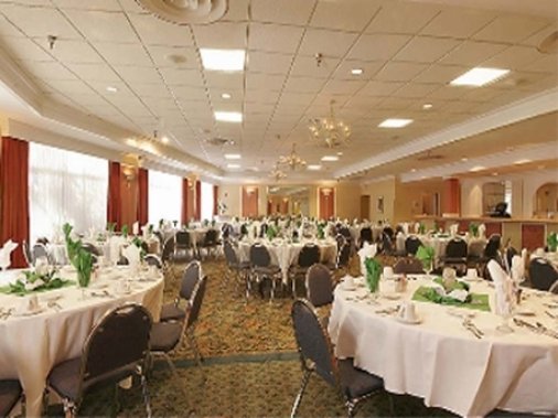 Dolphin Beach Resort - St. Petersburg, FL
