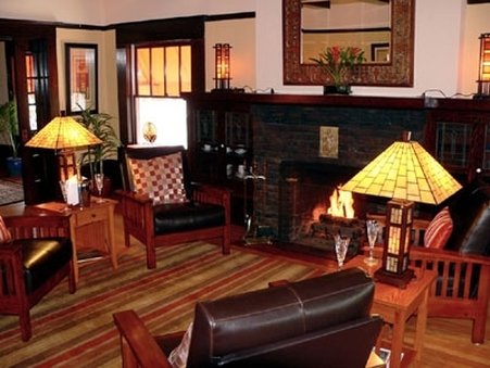 Amber House Bed & Breakfast - Sacramento, CA