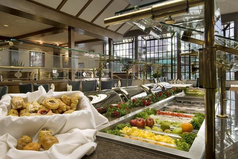 DoubleTree By Hilton San Bernardino - San Bernardino, CA