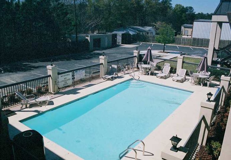 Baymont Inn & Suites-Griffin - Griffin, GA