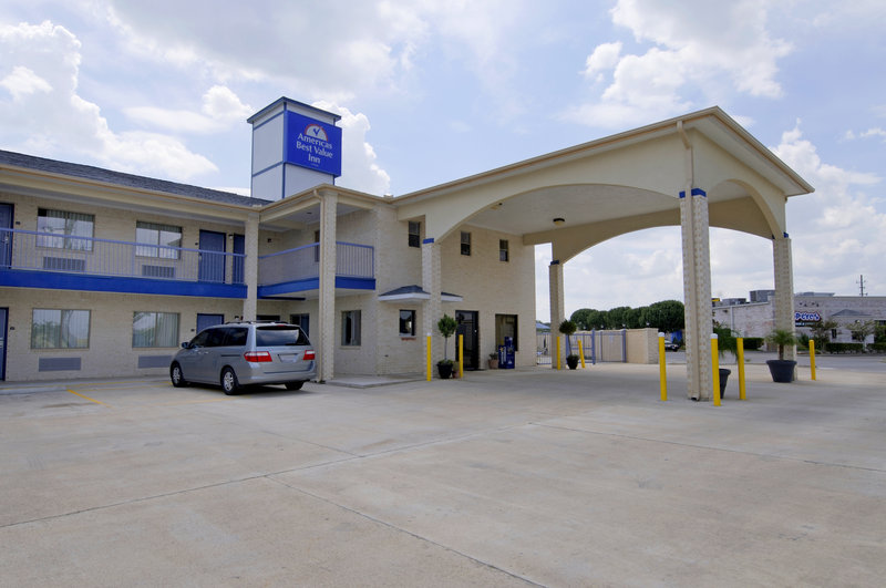 Americas Best Value Inn - Waller, TX