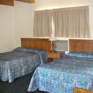 Hillcrest Motel - Marshfield, WI