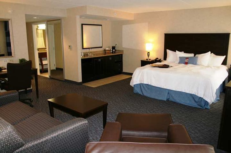 Hampton Inn Doylestown - Warrington, PA