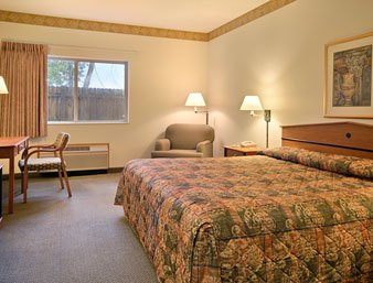 Super 8 - Streator, IL