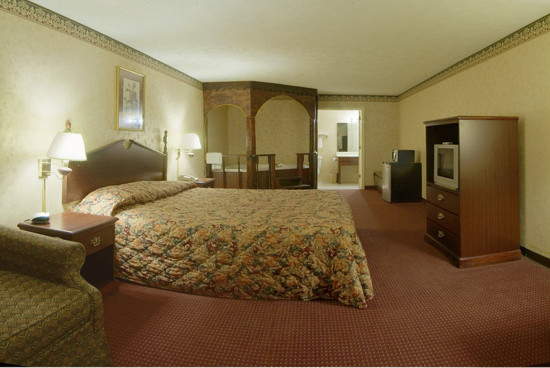 Americas Best Value Inn & Suites - Mount Pleasant, TN