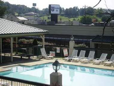 Knights Inn - Morehead, KY