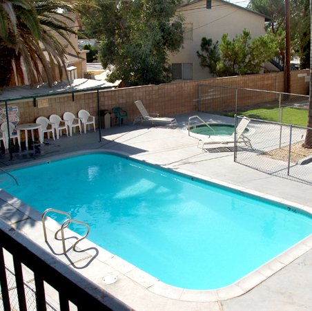 San Jacinto Inn - San Jacinto, CA
