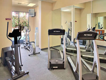 Wyndham El Paso Airport Hotel And Water Park - El Paso, TX