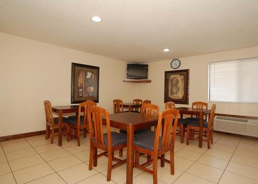 Quality Inn - Columbia City, IN