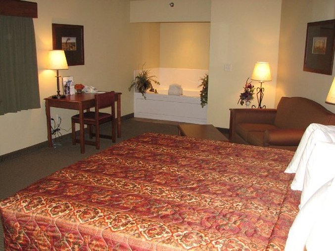 Borger Ambassador Inn - Borger, TX