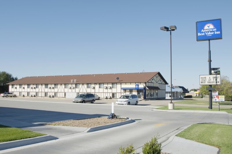 Americas Best Value Inn - McPherson, KS