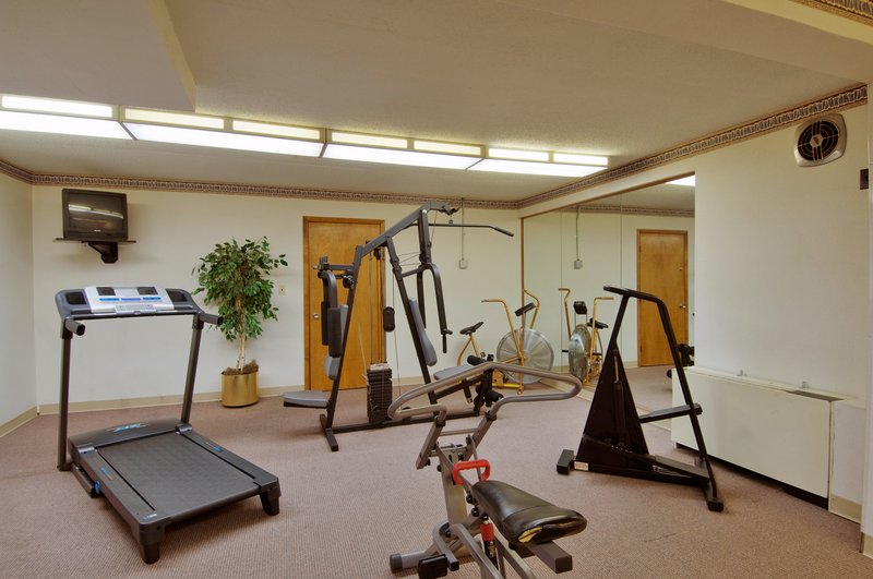 Americas Best Value Inn Cleveland Airport - Brook Park, OH