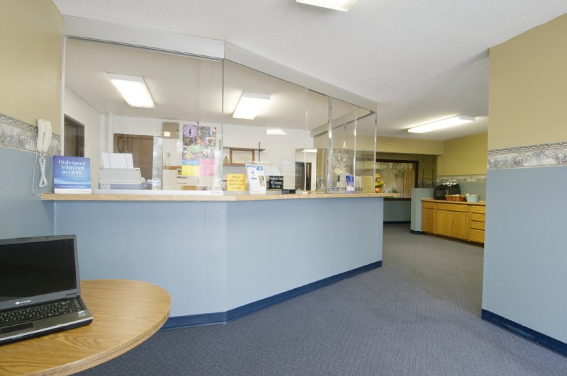 Americas Best Value Inn - Great Bend, KS