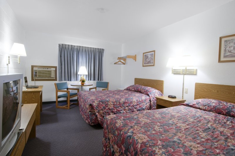 Americas Best Value Inn - Great Bend, KS