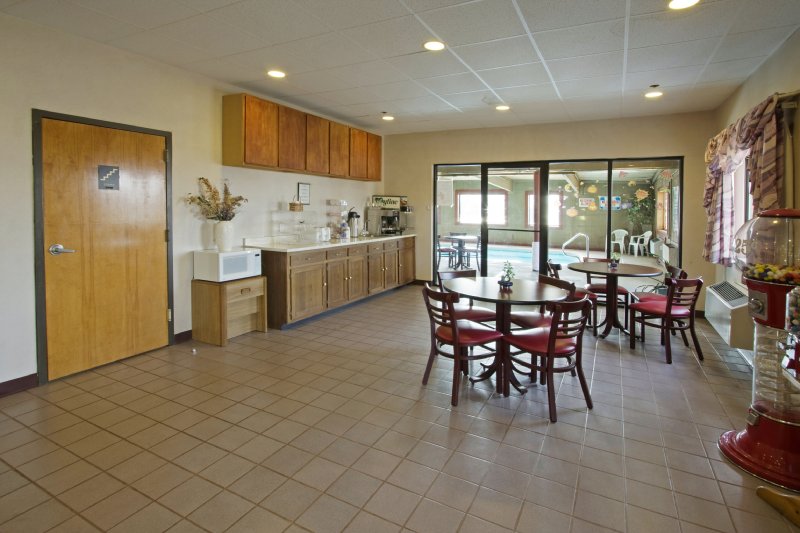 AMERICAS BEST VALUE INN - Franklin, OH
