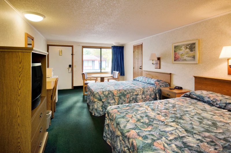 AMERICAS BEST VALUE INN - Covington, VA