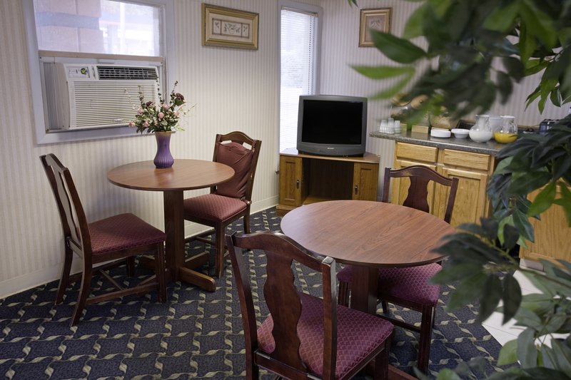 Americas Best Value Inn - Jasper, TN