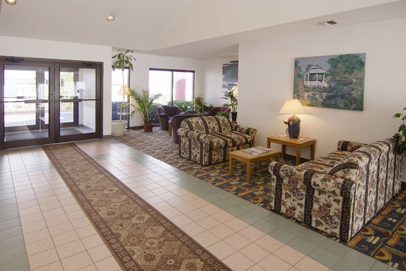 Americas Best Value Inn - Fort Atkinson, WI