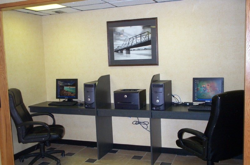 Rodeway Inn & Conference Center - Sioux City, IA