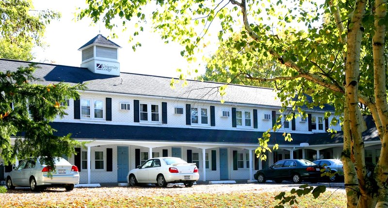 University Lodge - Amherst, MA