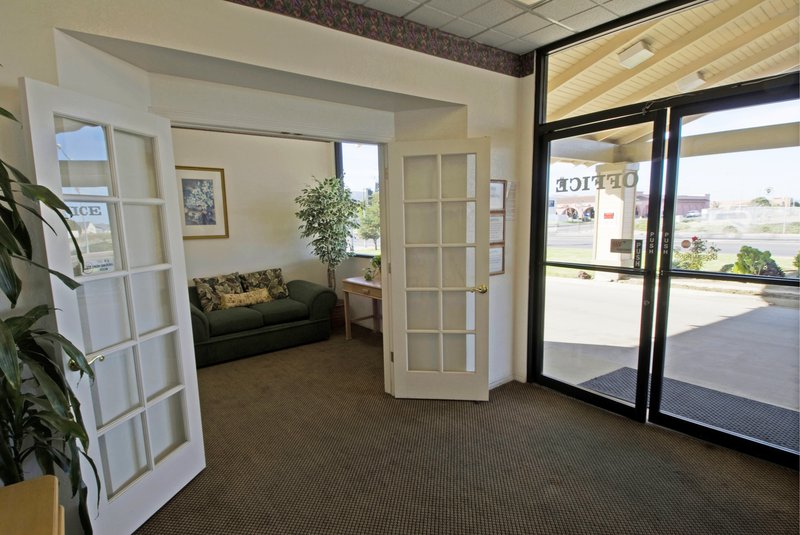 Americas Best Value Inn - Lompoc, CA