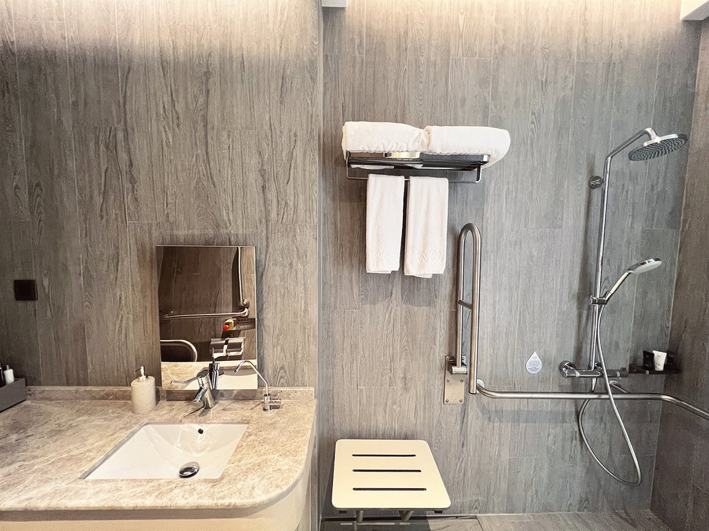 Vignette Collection WM HOTEL HONG KONG, an IHG hotel - Tap to explore photos