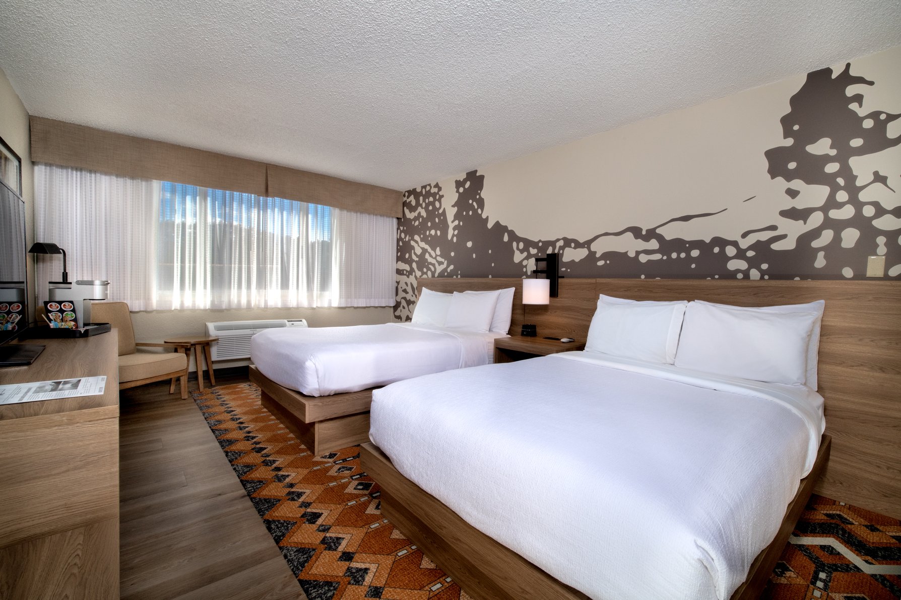 Holiday Inn ESTES PARK - Tap to explore photos