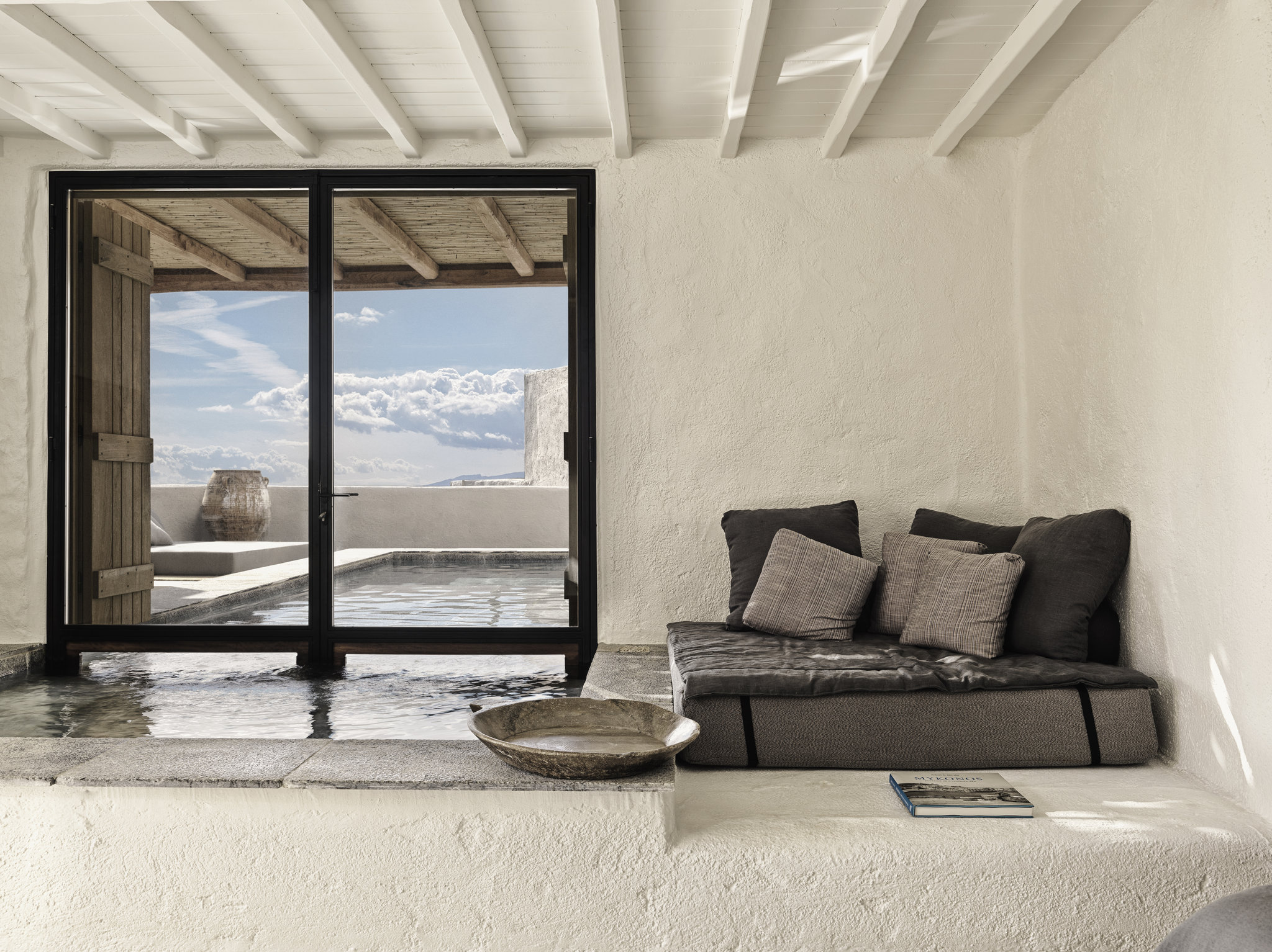 NOMAD Mykonos