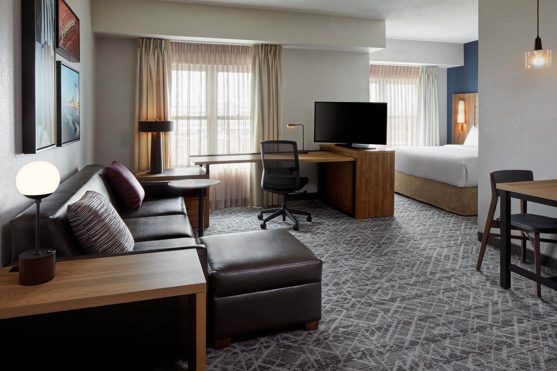 Residence Inn by Marriott Mississauga - Arpt Corp Ctr West - Tap to explore photos