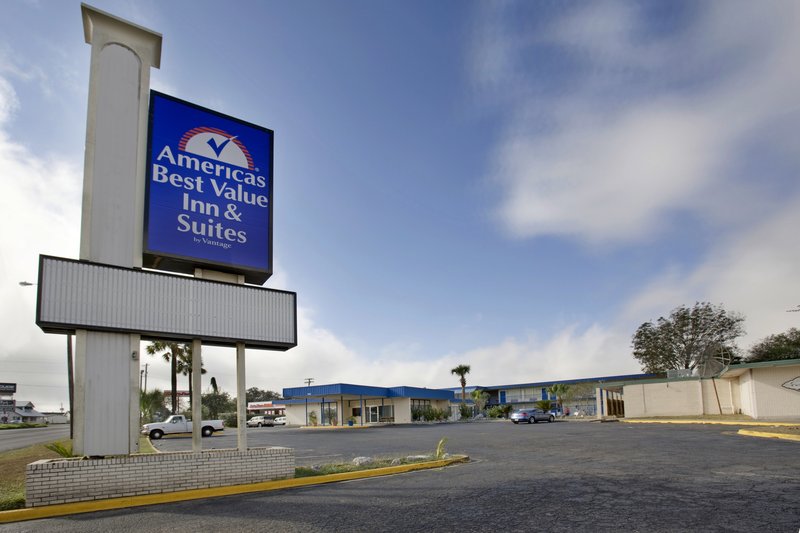 Americas Best Value Inn - Beeville, TX