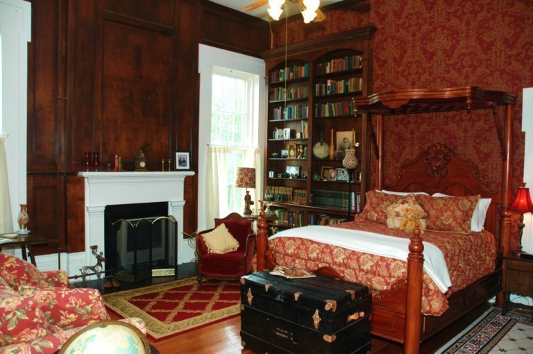1851 Historic Maple Hill Manor Bed & Breakfast - Springfield, KY