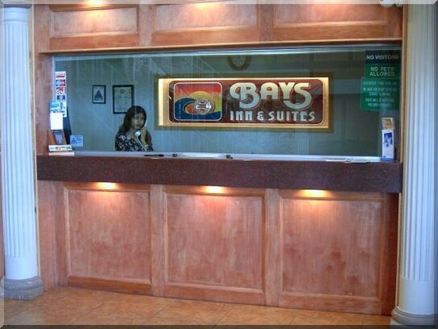 Bays Inn & Suites Baytown - Baytown, TX
