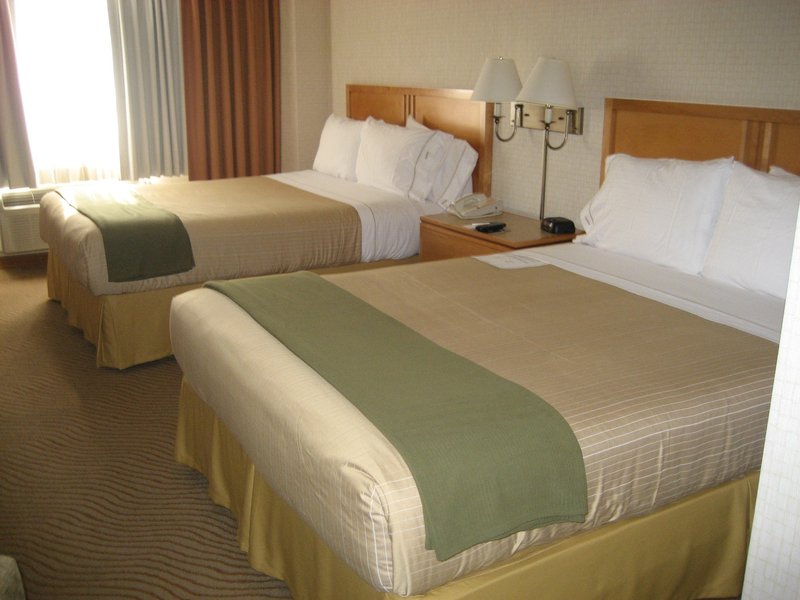 Holiday Inn Express Redwood City-Central - Redwood City, CA