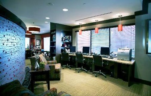 Comfort Suites City Centre