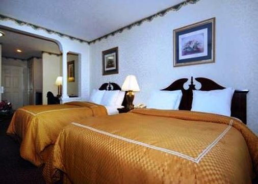 Comfort Suites
