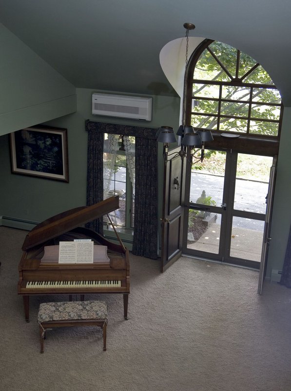 Holly Thorn House - Whitehouse Station, NJ