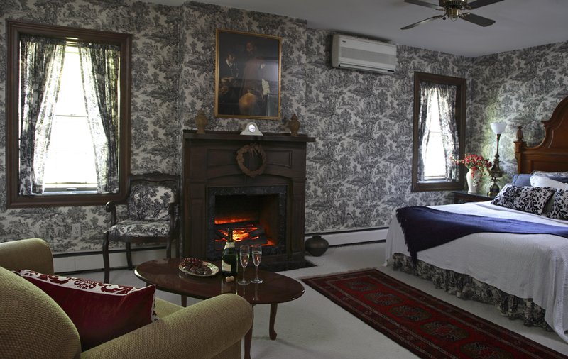 Holly Thorn House - Whitehouse Station, NJ