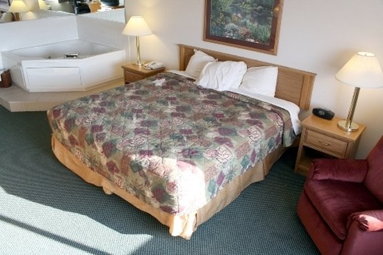 Americinn - North Branch, MN