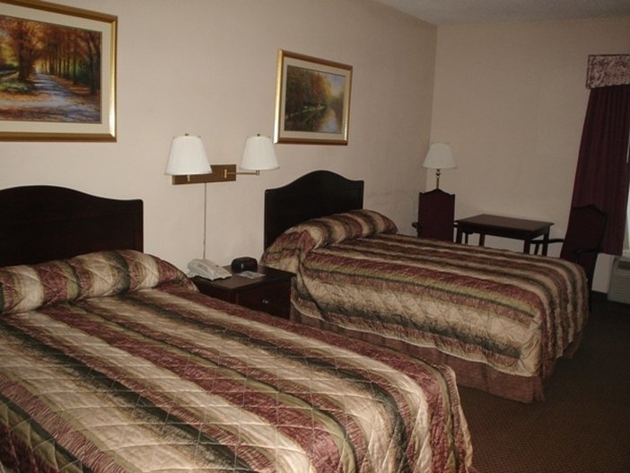 Signature Boutique Hotel - Kingstree, SC