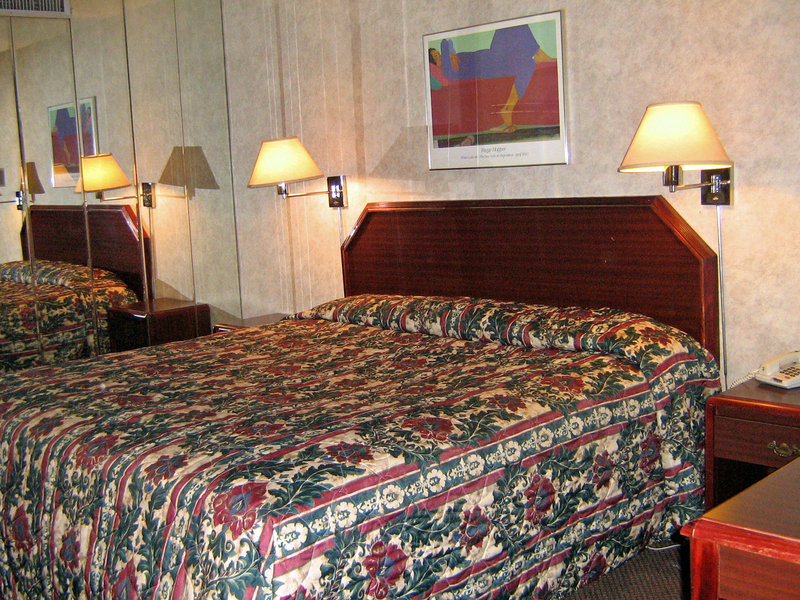 Americas Best Value Inn - Manhattan, KS