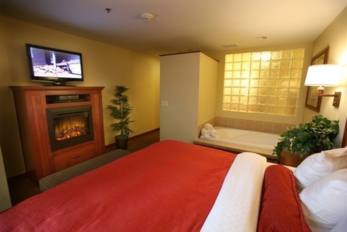 CopperLeaf Boutique Hotel & Spa - Appleton, WI