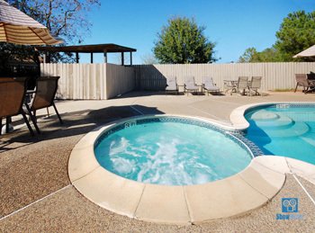 Americas Best Value Inn - Sealy, TX