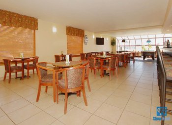 Americas Best Value Inn - Sealy, TX