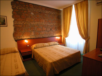 The Accomodation Delia B & B - Room