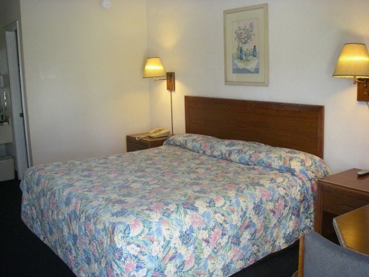 Econo Lodge - Bunnell, FL