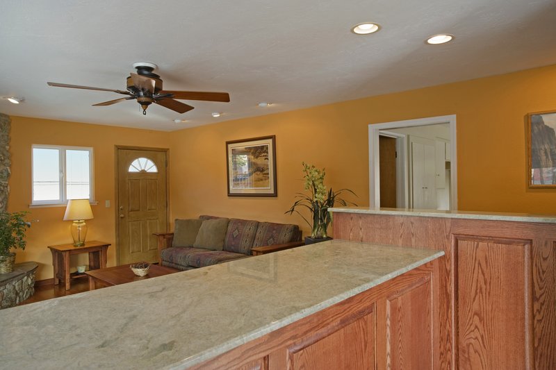 Americas Best Value Inn - Mariposa, CA