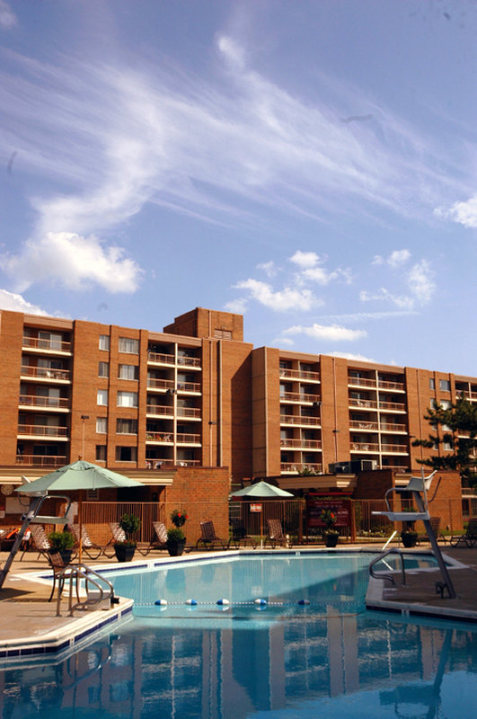 Oakwood Falls Church - Falls Church, VA