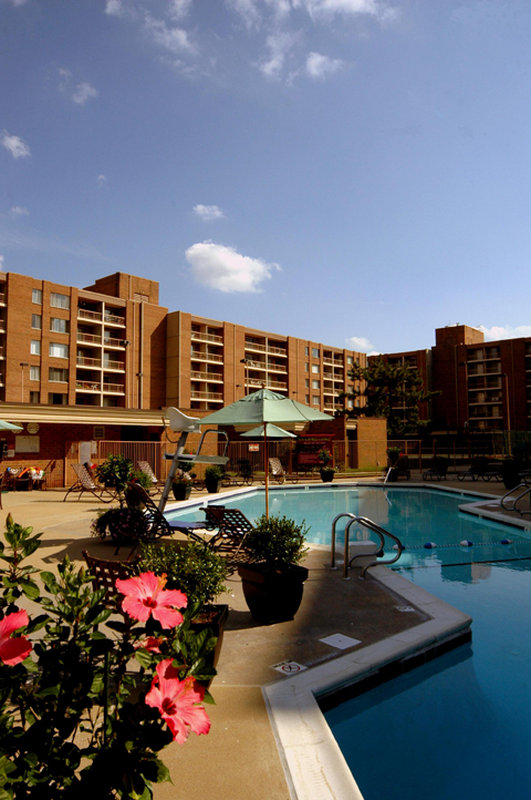 Oakwood Falls Church - Falls Church, VA