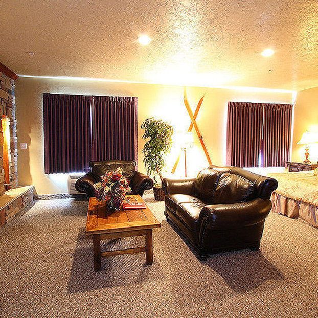 Red Moose Lodge - Eden, UT