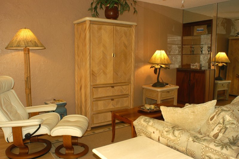 Island Sands Condominium - Wailuku, HI